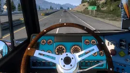Vue intérieure d’un camion dans American Truck Simulator avec un volant personnalisé bleu et blanc, tableau de bord visible et route en arrière-plan.